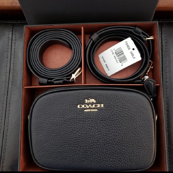 Coach Handbags - NWT Coach Pebbled Leather Convertible Belt Bag